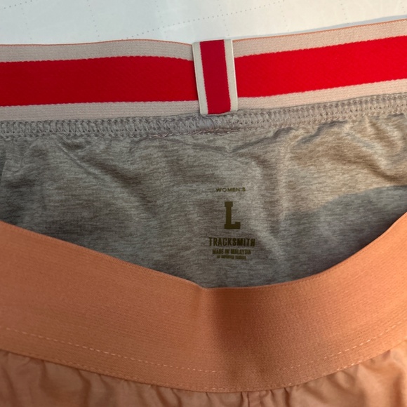 Tracksmith Session shorts large - Picture 2 of 6